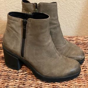 Vagabond Leather Army Green Ankle Boots size 37/6